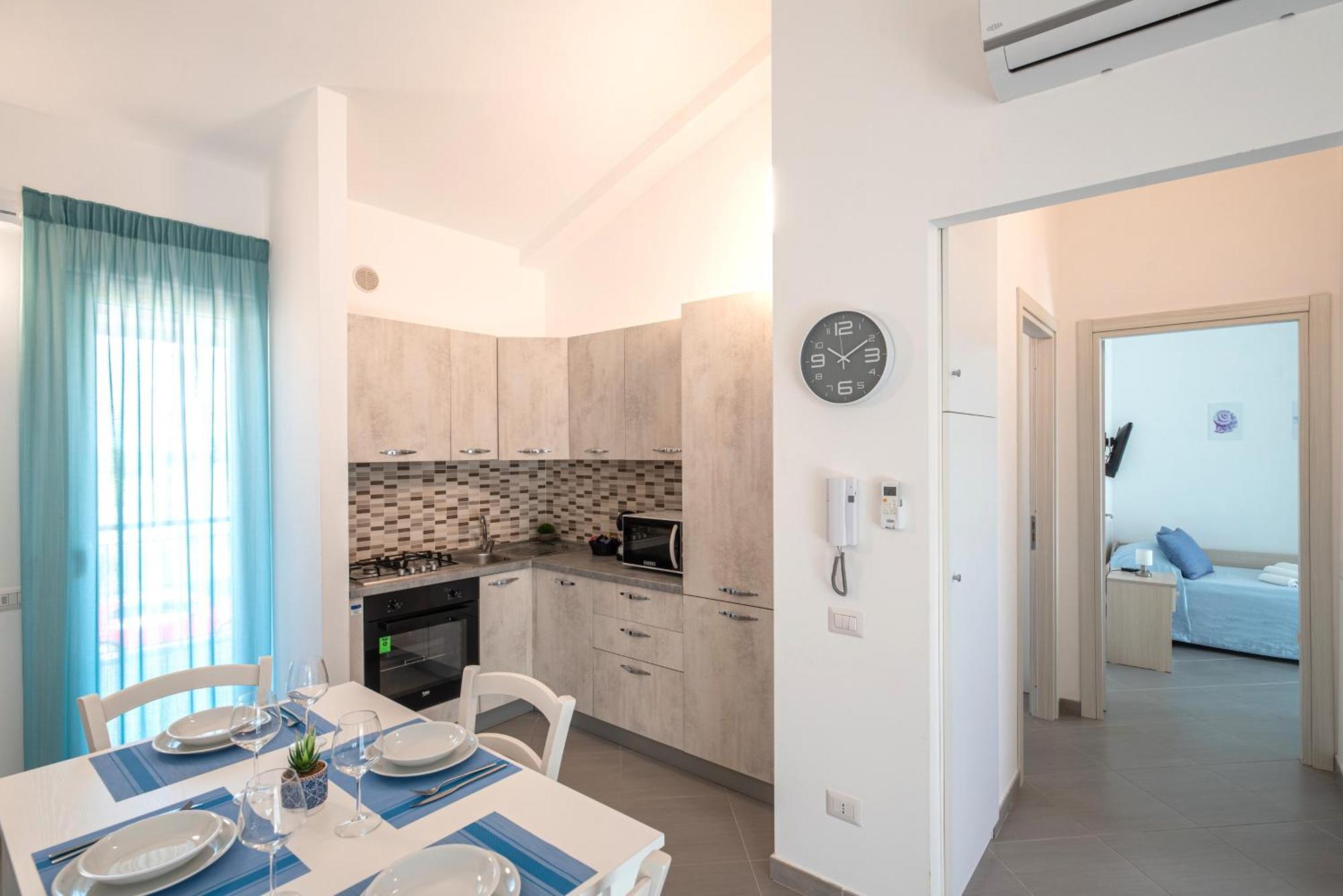Icaro Residence Apartments With A Beautiful Pool Сант'Агата-ди-Милите Экстерьер фото